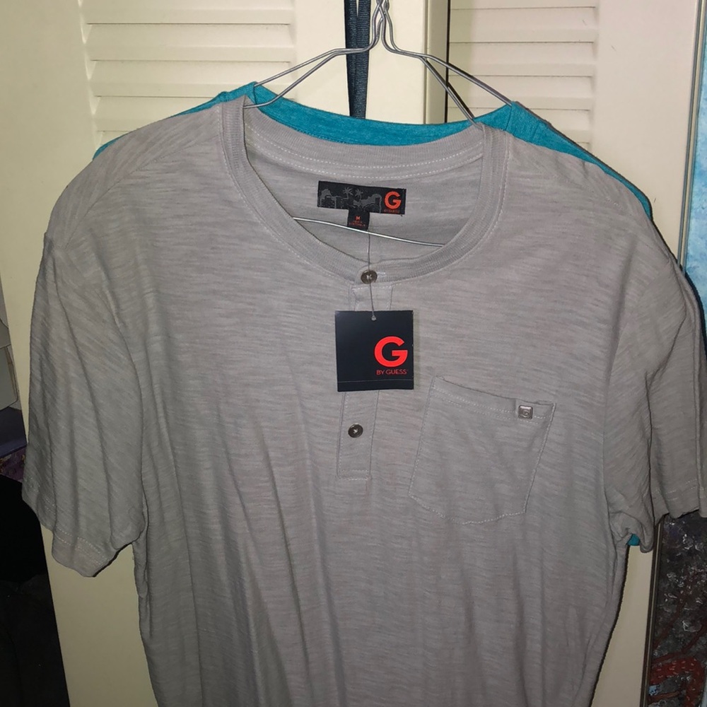 T-Shirt By Guess